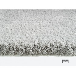 Mocheta pufoasa Silky Lush bej-maro 32 , fir lung , înălțime 12.5 mm , fir rasucit , pentru interior Mocheta pufoasa Silky Lush bej-maro 32 , fir lung , înălțime 12.5 mm , fir rasucit , pentru interior