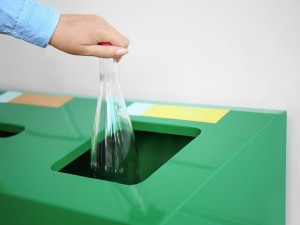 Responsabilitatea Companiilor în Achiziționarea Coșurilor de Gunoi pentru Colectarea Selectivă a Deșeurilor Responsabilitatea Companiilor în Achiziționarea Coșurilor de Gunoi pentru Colectarea Selectivă a Deșeurilor