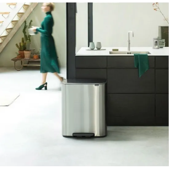 Cos gunoi Bo cu pedala, 60L - Otel mat fara amprente